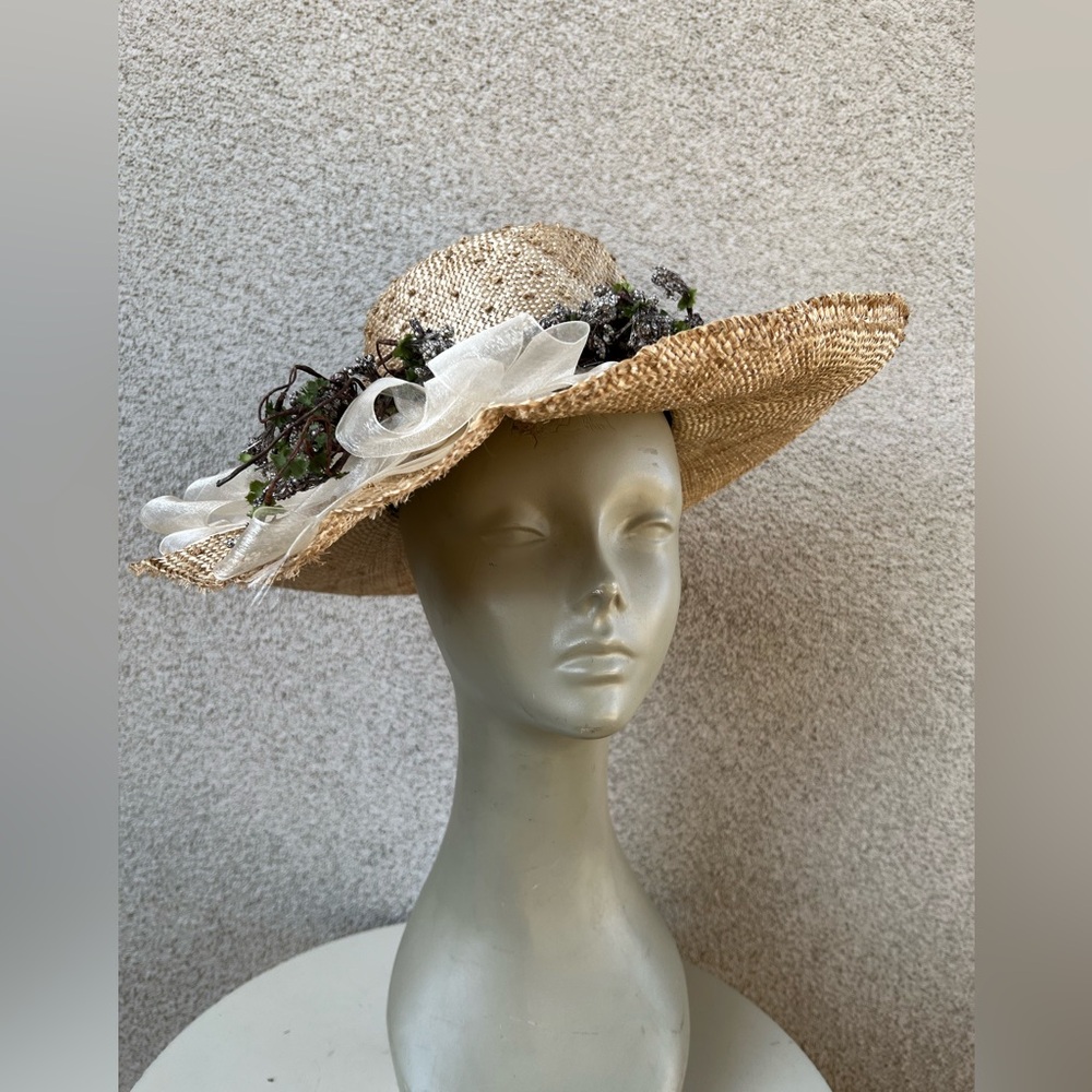 Vintage romantic natural knobby tan straw boater hat Floral Fleur De Paris  21”